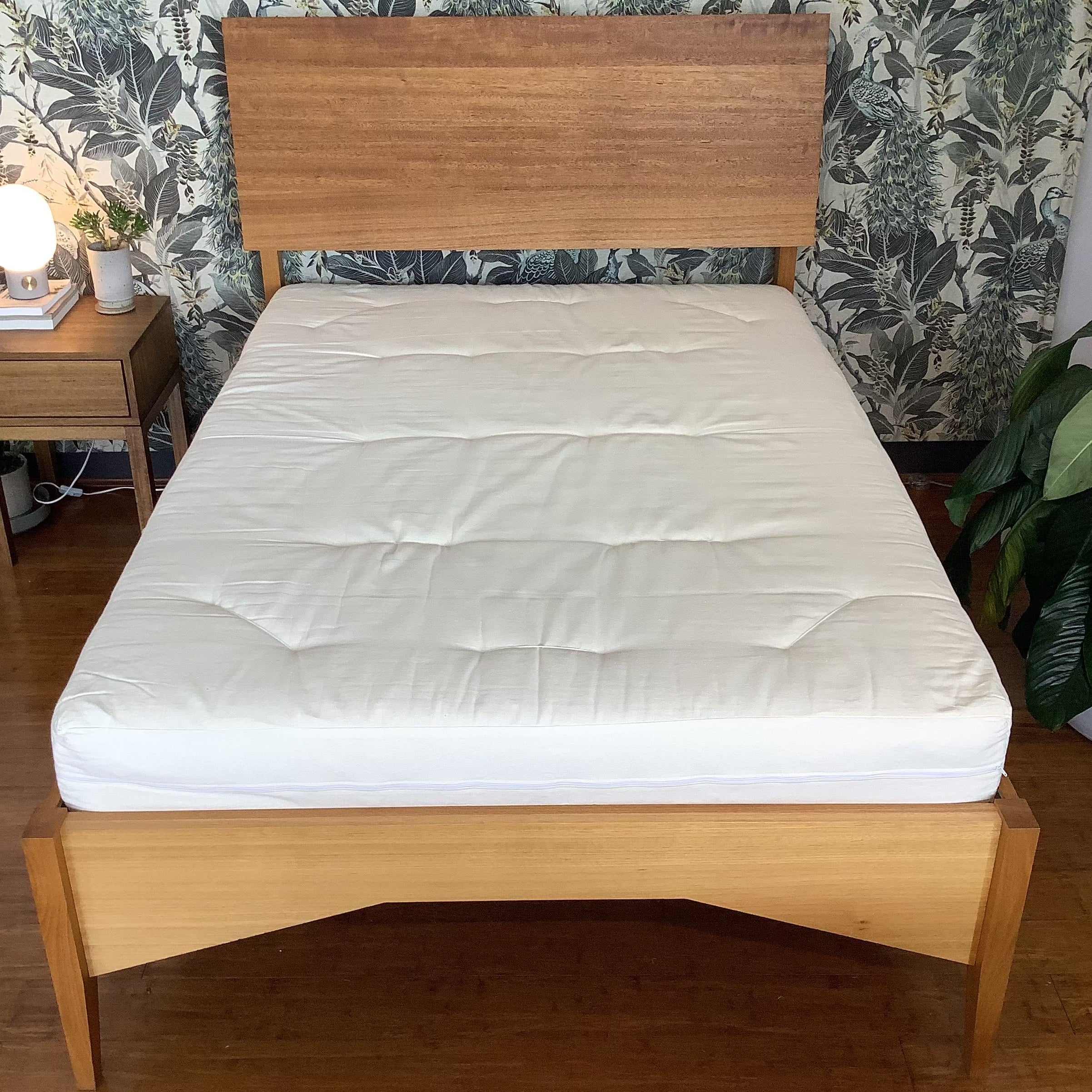 FLOOR STOCK Double Cloud 7 -193cm (SYD)
