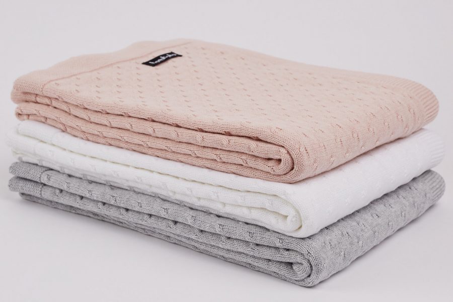 Luxury Cot Blankets - Organic Cotton Knot design